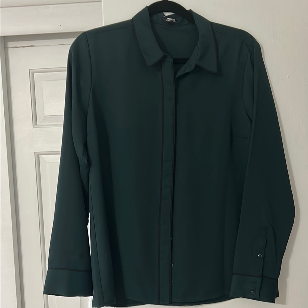 Express - Women’s Green Shirt